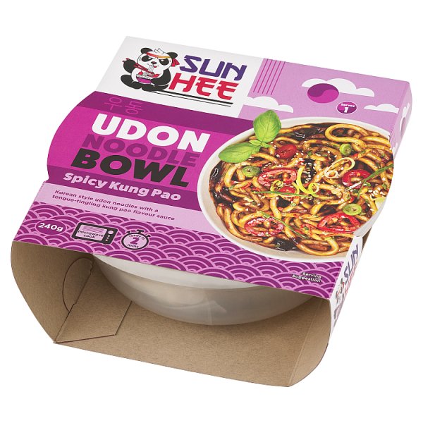 Sun Hee Danie z makaronem pszennym wstępnie ugotowanym i sosem kung pao 240 g